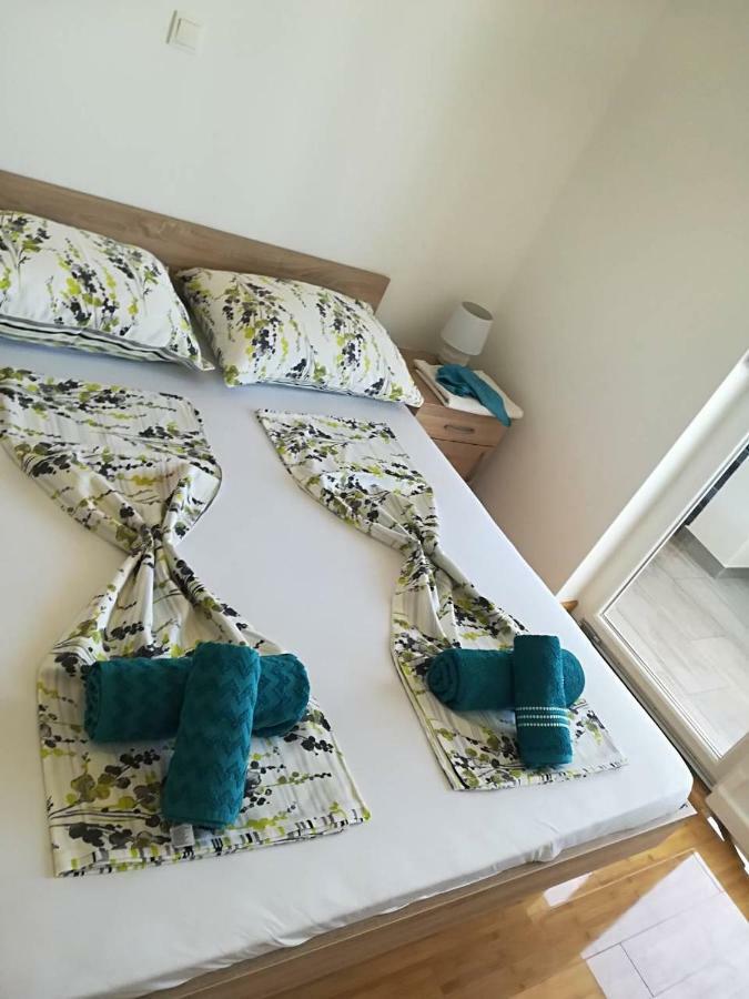 Apartman Dodo Новаля Екстериор снимка