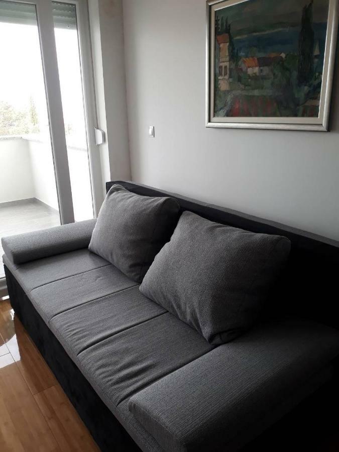 Apartman Dodo Новаля Екстериор снимка